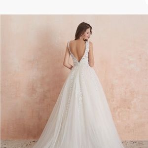 Wedding dress